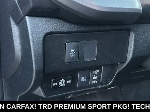 Used 2021 Toyota Tacoma TRD Sport w/ TRD Premium Sport Package AWD/4WD image 10