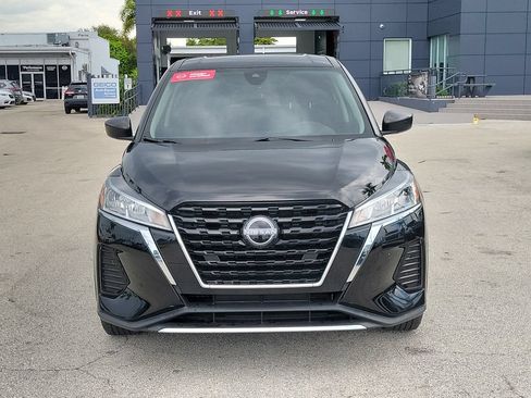 Certified 2022 Nissan Kicks S FWD image 2