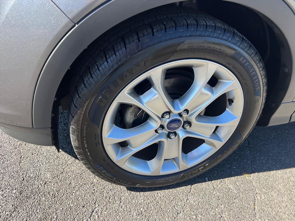 Used 2014 Ford Escape Titanium FWD image 10