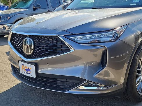 Used 2024 Acura MDX SH-AWD w/ Advance Package image 2