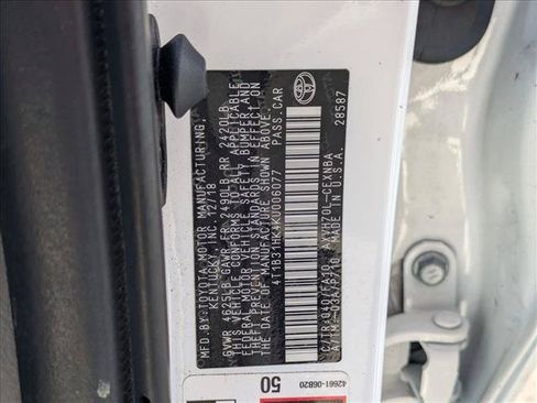 Used 2019 Toyota Camry LE FWD image 24