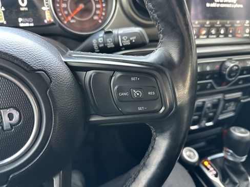 Used 2021 Jeep Wrangler Unlimited Sport image 24