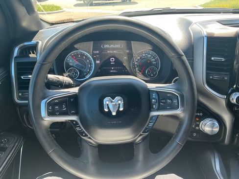 Used 2025 RAM 1500 Laramie AWD/4WD image 14