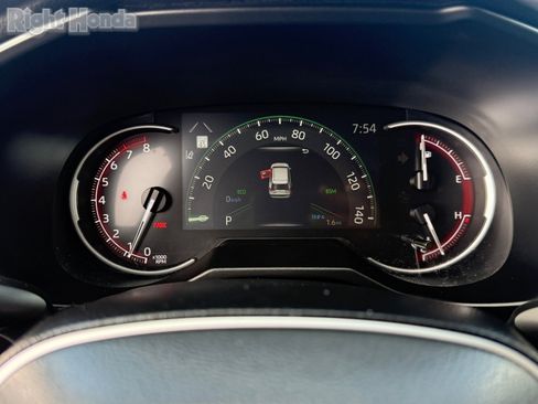 Used 2025 Toyota RAV4 XLE Premium image 18