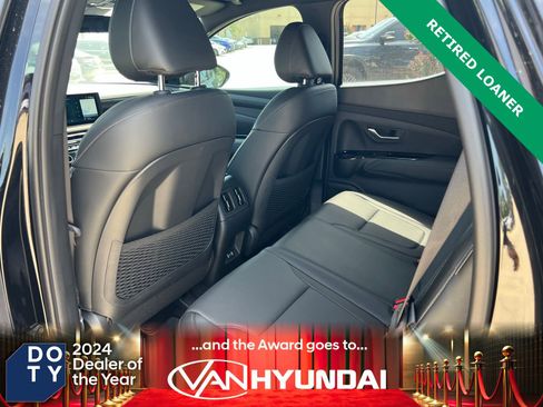 New 2025 Hyundai Santa Cruz Limited AWD/4WD image 16