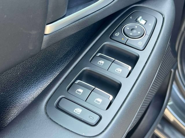 Used 2024 Hyundai Sonata SEL FWD image 18