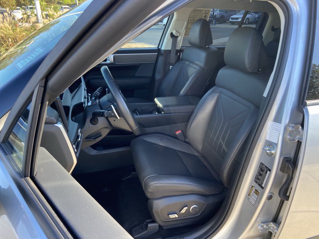 Used 2026 Hyundai Santa Fe SEL FWD image 19