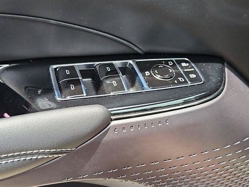 Certified 2024 Cadillac Lyriq Luxury RWD image 26