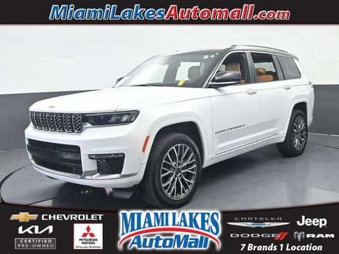 Used 2024 Jeep Grand Wagoneer L Series III w/ Quick Order Packagew 28T AWD/4WD image 1