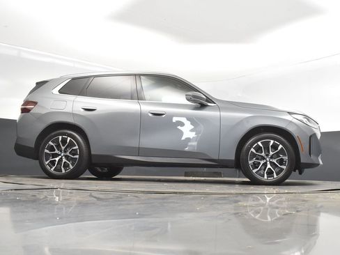 Certified 2025 BMW X3 xDrive30i w/ Premium Package image 43