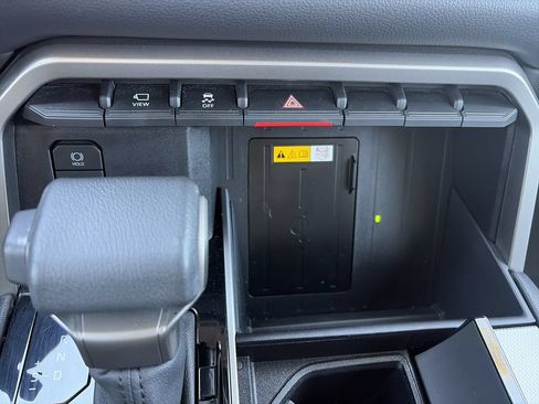 Used 2024 Toyota Sequoia Limited RWD image 24