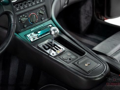 Used 1999 Ferrari 550 Maranello Coupe RWD image 24