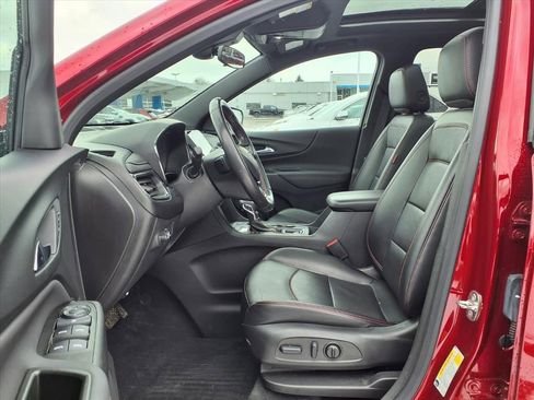 Used 2022 Chevrolet Equinox RS w/ RS Leather Package image 17