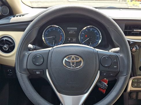 Used 2017 Toyota Corolla LE w/ Carpet Mat Package (TMS) FWD image 19