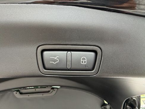 Used 2022 Alfa Romeo Stelvio Ti AWD/4WD image 16