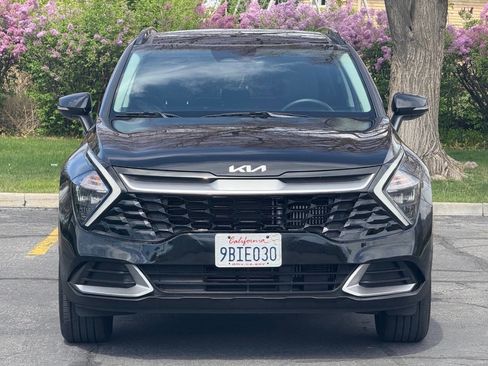 Used 2023 Kia Sportage EX w/ EX Premium Package image 2