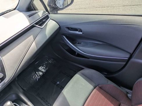 Used 2023 Toyota Corolla SE image 16