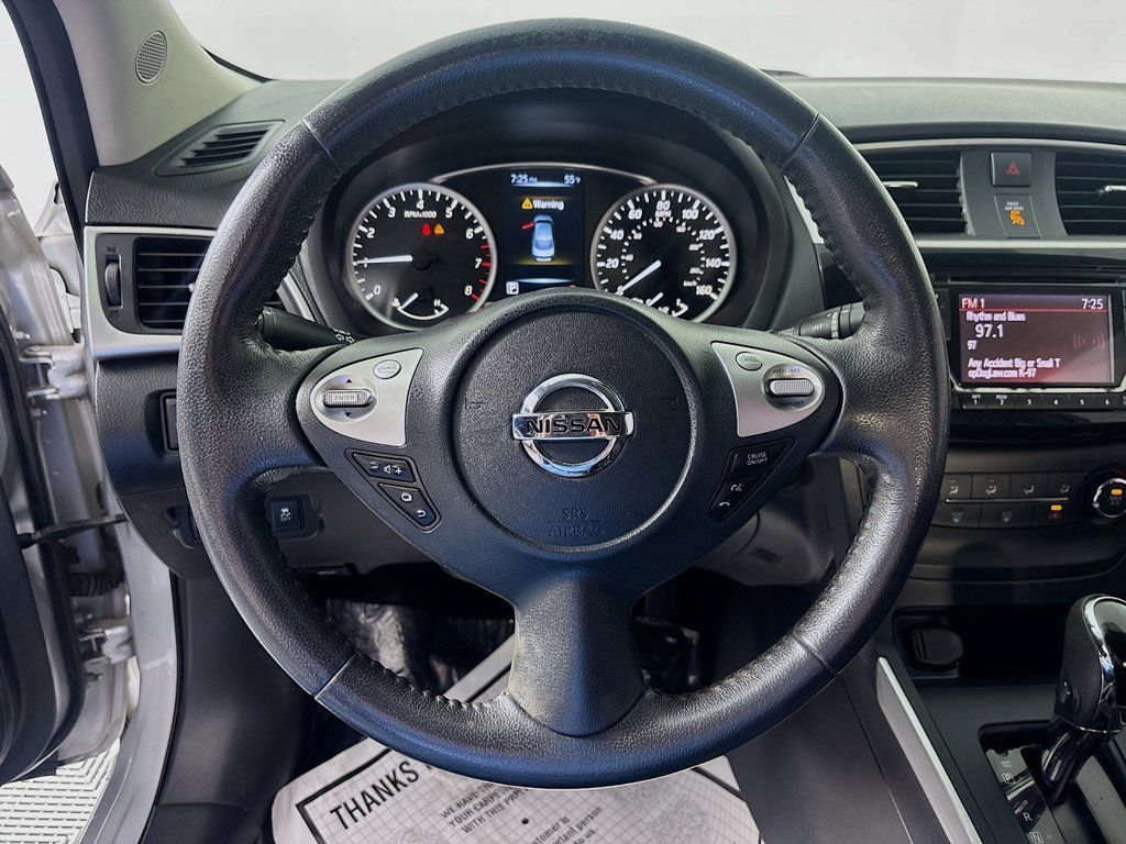 Used 2016 Nissan Sentra SV FWD image 12
