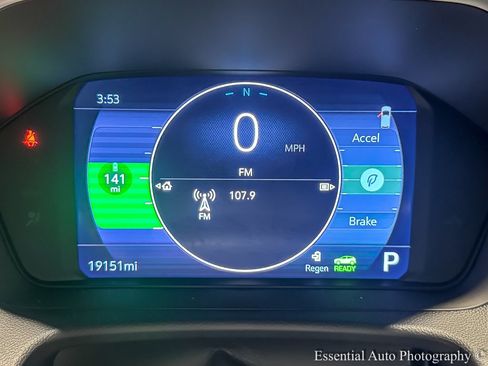 Used 2023 Chevrolet Bolt EUV LT image 20