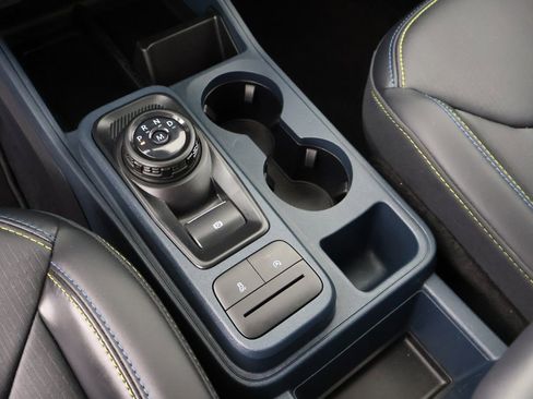 Used 2025 Ford Maverick Lobo image 7