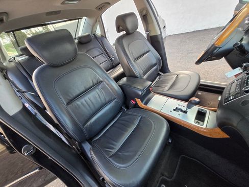 Used 2007 Hyundai Azera Limited image 35