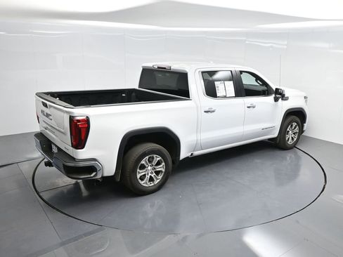 Used 2024 GMC Sierra 1500 SLT image 38
