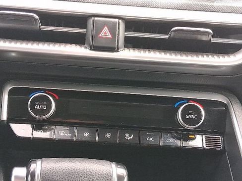 Used 2023 Kia K5 LXS FWD image 24