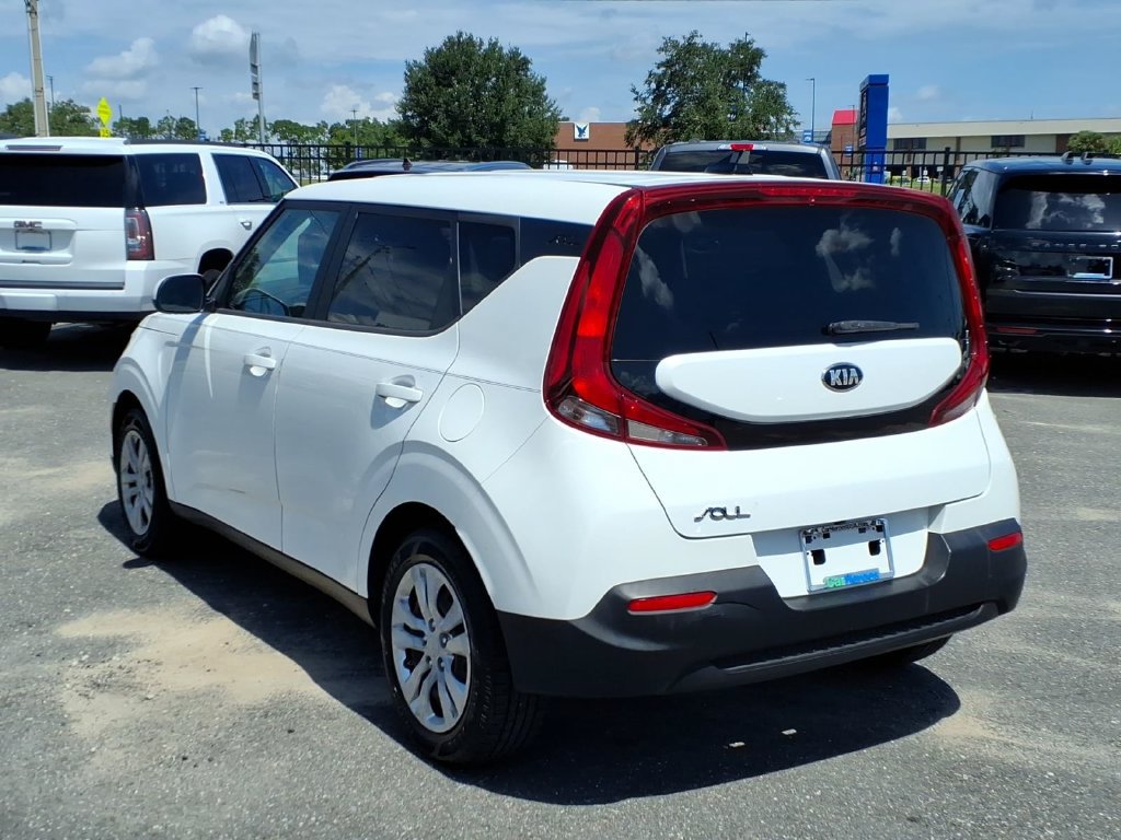 Used 2021 Kia Soul LX FWD image 5