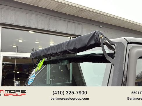 Used 2014 Jeep Wrangler Unlimited Sahara image 12