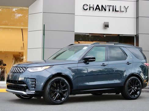 New 2026 Land Rover Discovery Limited Edition AWD/4WD image 1
