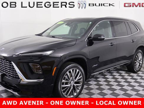 Certified 2025 Buick Enclave Avenir image 5