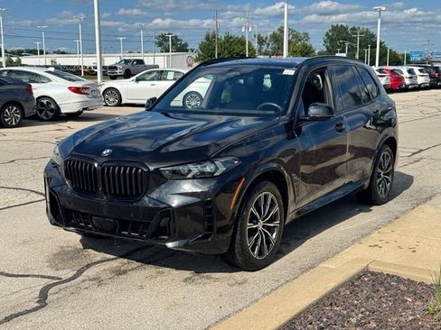 Used 2024 BMW X5 xDrive40i w/ M Sport Package AWD/4WD image 5