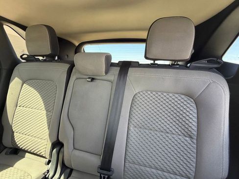 Used 2020 Ford Escape SE FWD image 9