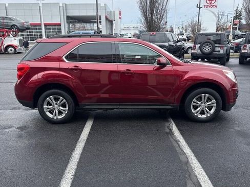 Used 2010 Chevrolet Equinox LT w/ Cargo Management Package image 5