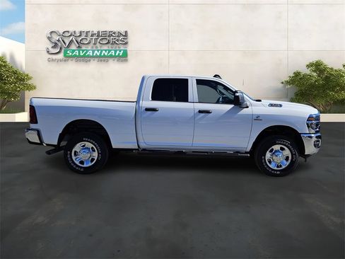 New 2026 RAM 2500 Tradesman AWD/4WD image 6