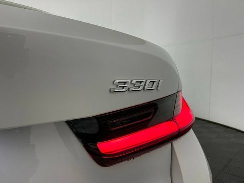 New 2026 BMW 330i Sedan w/ Premium Package RWD image 31