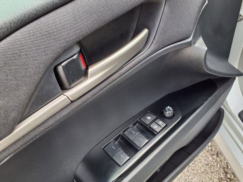 Used 2025 Toyota Camry LE FWD image 46