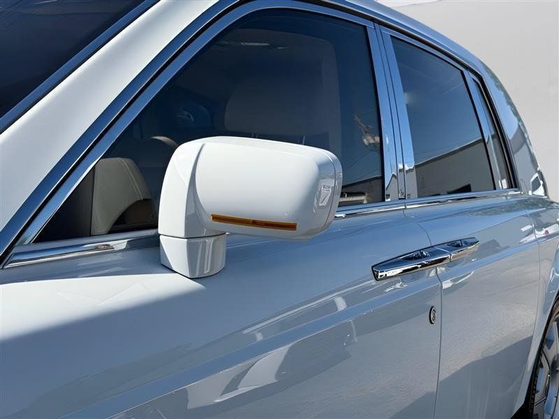 Used 2006 Rolls-Royce Phantom Sedan RWD image 6