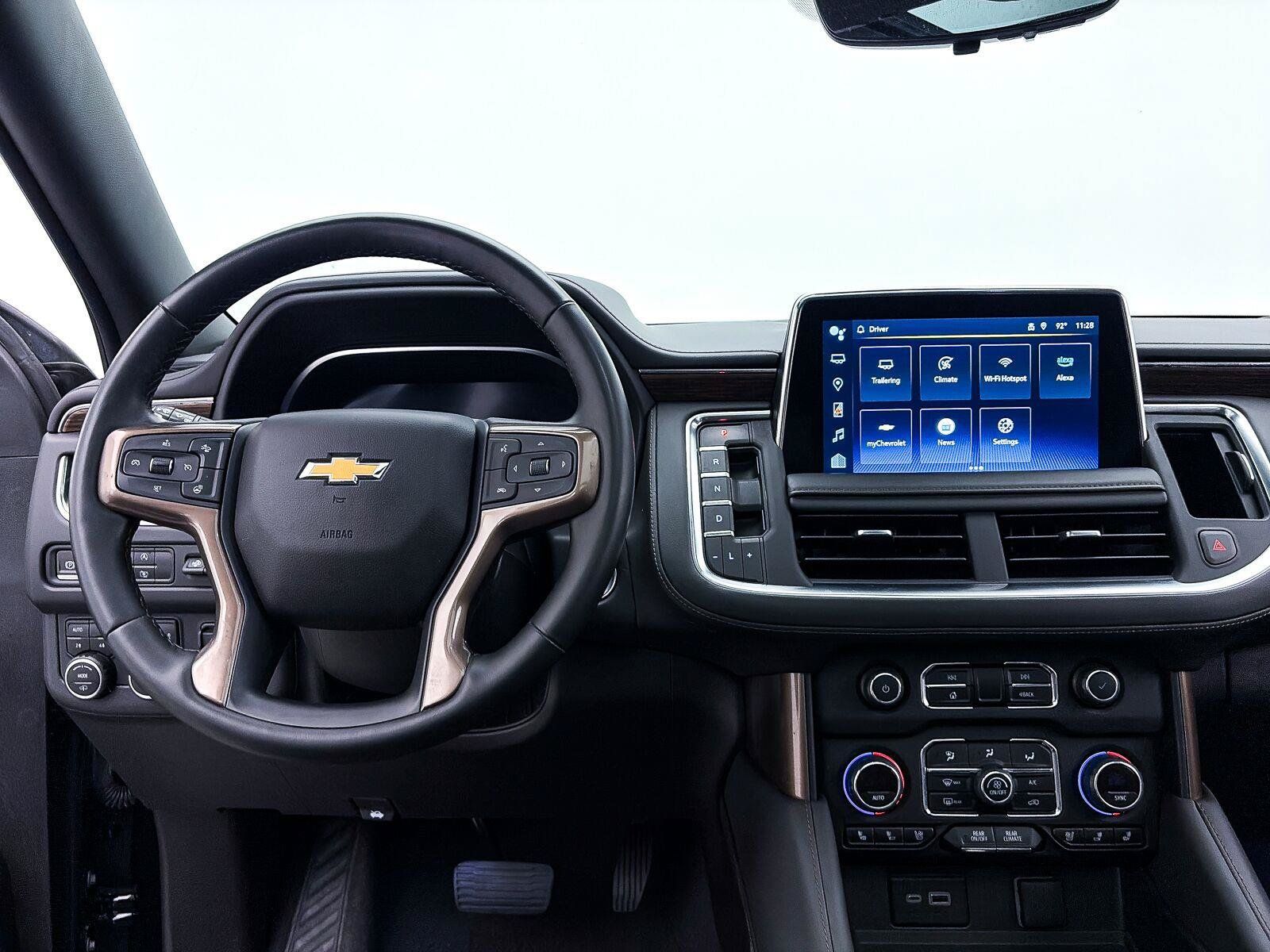 Used 2023 Chevrolet Tahoe High Country AWD/4WD image 9