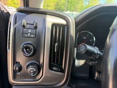 Used 2019 GMC Sierra 3500 Denali w/ Duramax Plus Package AWD/4WD image 17