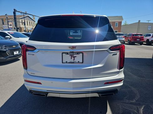 Used 2020 Cadillac XT6 Premium Luxury AWD/4WD image 5