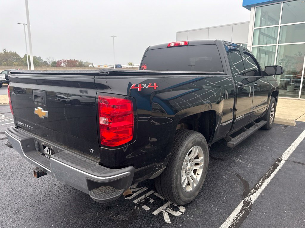 Used 2018 Chevrolet Silverado 1500 LT w/ All Star Edition AWD/4WD image 3