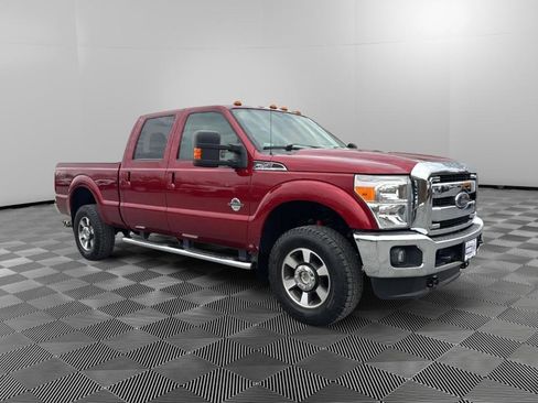 Used 2016 Ford F250 Lariat w/ Lariat Interior Package image 2