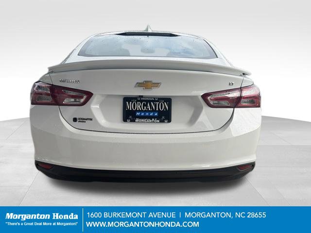 Used 2022 Chevrolet Malibu LT w/ Leather Package FWD image 7