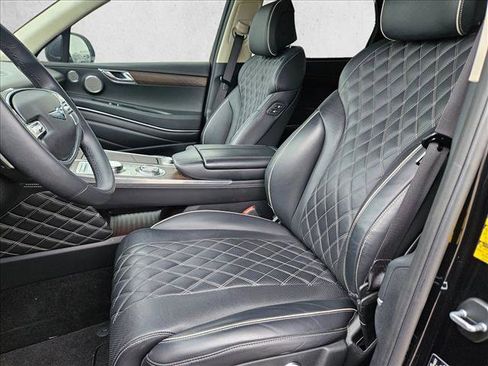 Used 2023 Genesis GV80 3.5T w/ Cargo Package image 17