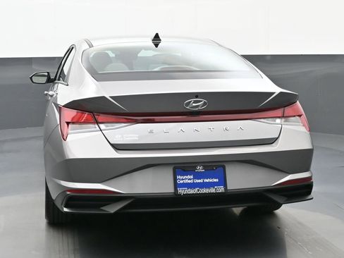 Certified 2023 Hyundai Elantra SEL image 4