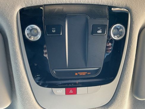 Used 2025 Kia Seltos S image 28