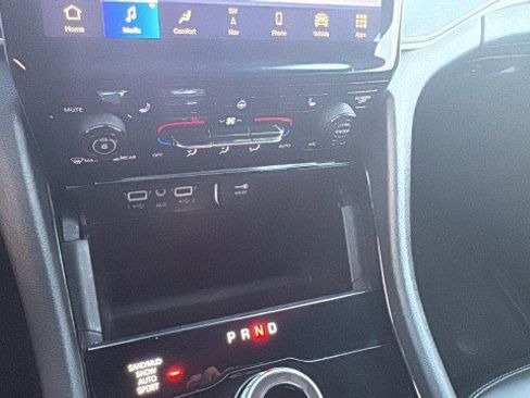 Used 2023 Jeep Grand Cherokee L Limited image 21