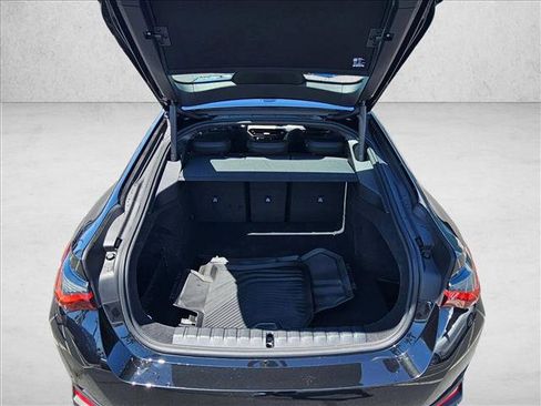 Used 2025 BMW i4 eDrive40 RWD image 6