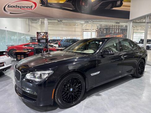 Used 2014 BMW 750i RWD image 22